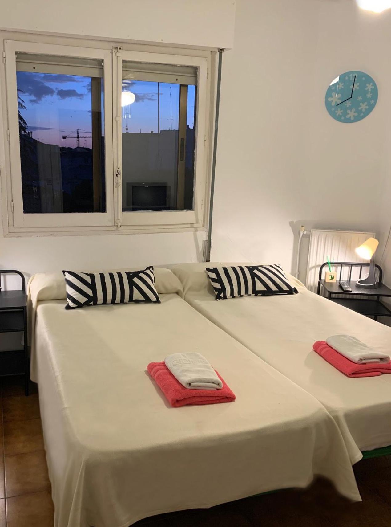 Hotel Y Restaurante Puerta De Aranda Аранда-де-Дуэро Экстерьер фото
