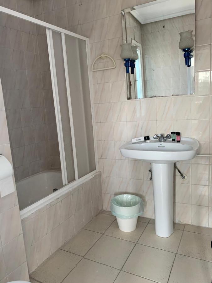 Hotel Y Restaurante Puerta De Aranda Аранда-де-Дуэро Экстерьер фото